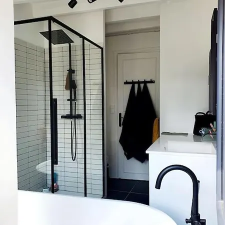 Longere Renovee Avec Piscine * Ormes (Eure)