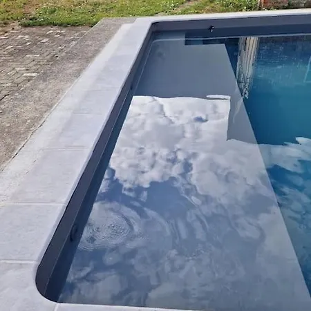 Longere Renovee Avec Piscine Villa