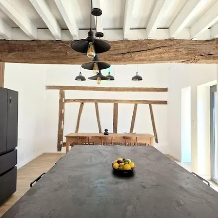 Longere Renovee Avec Piscine Villa Ormes (Eure)