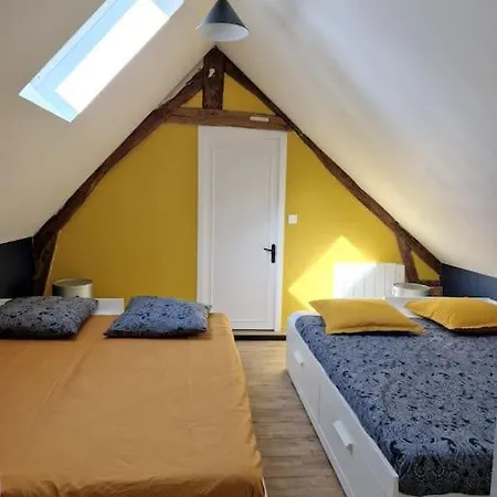 Longere Renovee Avec Piscine Ormes (Eure)