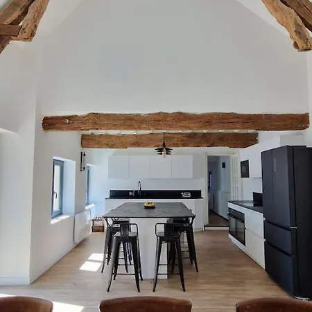 Longere Renovee Avec Piscine * Ormes (Eure)